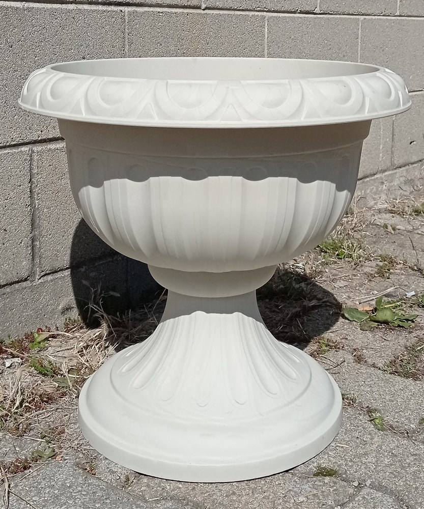 Noleggio Vaso crema in plastica a Milano